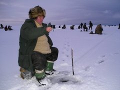 Лучшему новгородскому любителю зимней рыбалки принесла победу пятисотграммовая щука Лучшему новгородскому любителю зимней рыбалки принесла победу пятисотграммовая щука